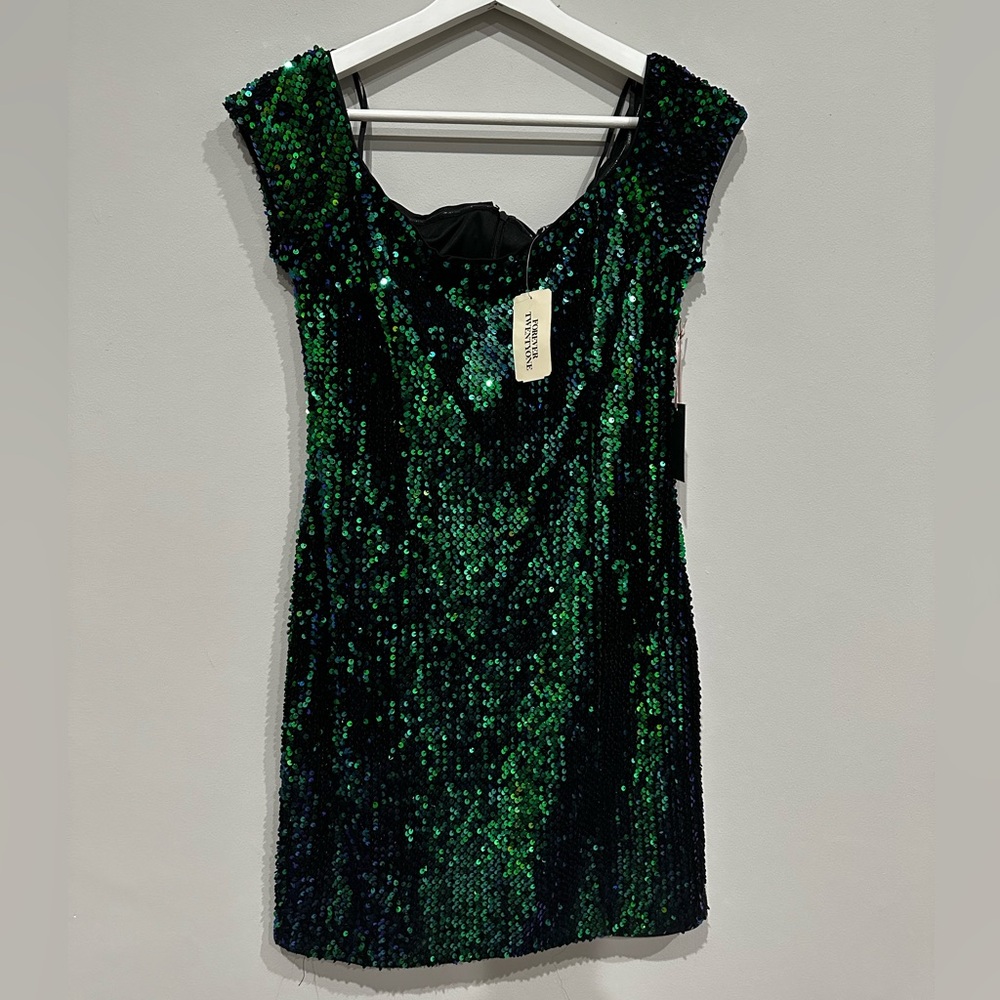 NWT ✨ Emerald Sequin Mini Dress Green & Blue - Size: M